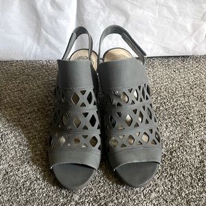 •Brand New• Vince Camuto Deverly